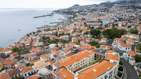 T3 para arrendar no funchal — a poucos minutos do centro com vista incrível!