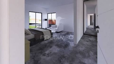 Moradia isolada t3 c/ piscina - stº antónio da charneca