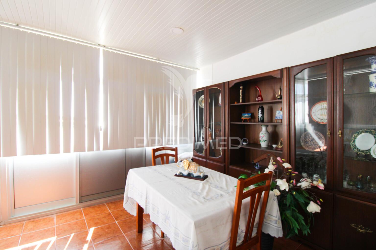 Apartamento t3+1  no chelote, faro