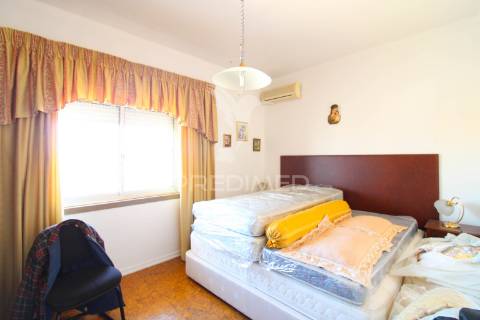 Apartamento t3+1  no chelote, faro