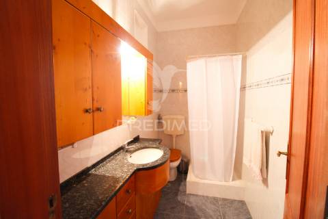 Apartamento t3+1  no chelote, faro