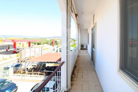 Apartamento t3+1  no chelote, faro