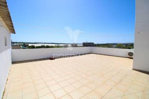 Apartamento t3+1  no chelote, faro