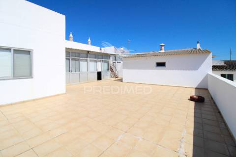 Apartamento t3+1  no chelote, faro