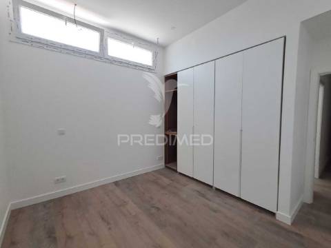 Apartamento t3 + apartamento t2 implex nas varandas do desembargador.