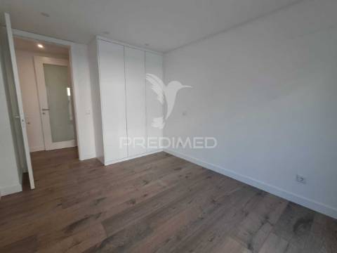 Apartamento t3 + apartamento t2 implex nas varandas do desembargador.