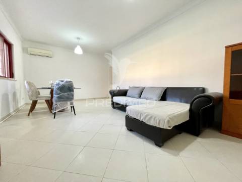 Apartamento t3 em vila real de santo antónio