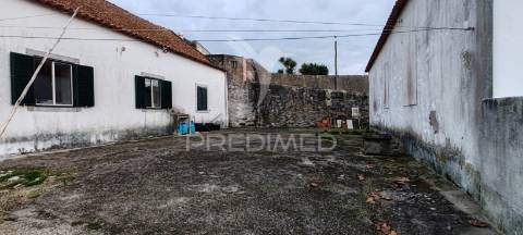 Armazem e casa para venda