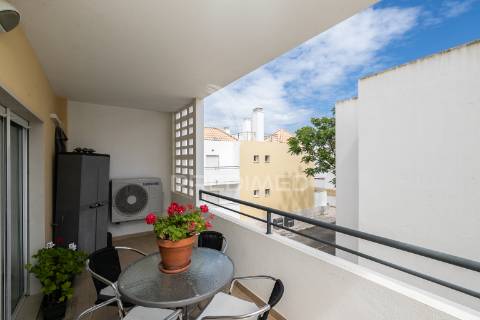 Apartamento t2 em condomínio c/ piscina em cabanas de tavira