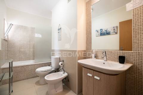 Apartamento t2 em condomínio c/ piscina em cabanas de tavira