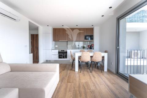 Apartamento t2, seminovo - ferreiros, amares
