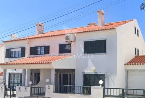 Moradia t5 ribamar