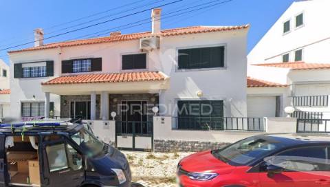 Moradia t5 ribamar