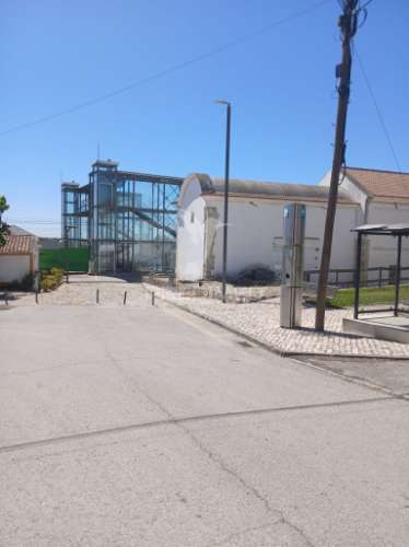 Lote de terreno urbano para moradia de 2 pisos em virtudes- azambuja
