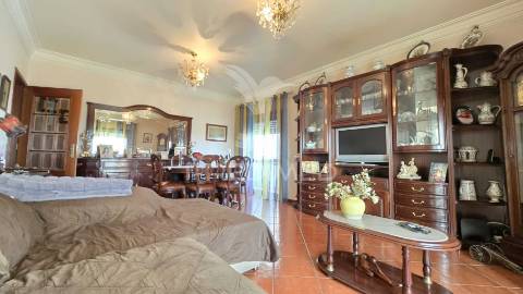 Excelente apartamento t3 com varandas