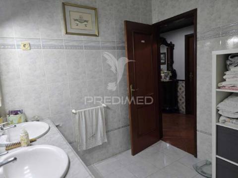 Excelente apartamento t3 com varandas