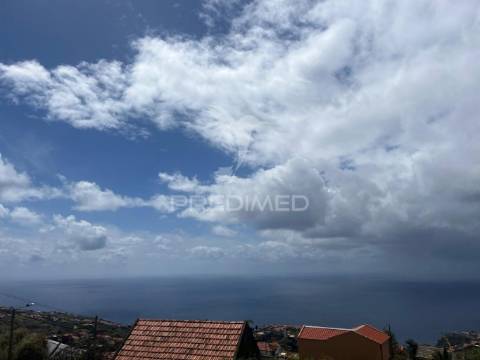 Vendo terreno e palheiro na calheta