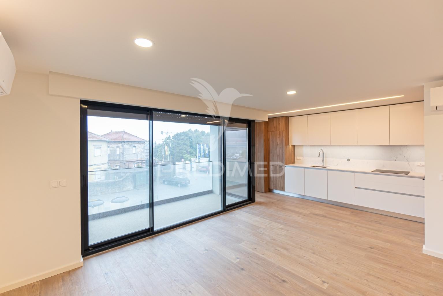 Apartamento t3 novo – candal – v.n de gaia