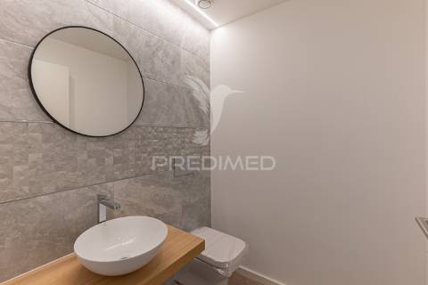 Apartamento t3 novo – candal – v.n de gaia