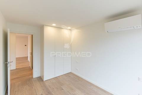 Apartamento t3 novo – candal – v.n de gaia