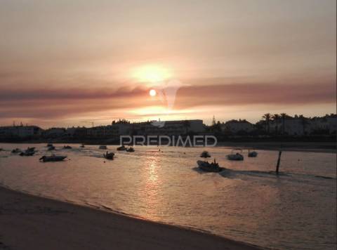 Apartamento t2 em cabanas de tavira a poucos metros da ria
