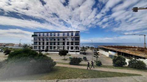 T1 novo com terraço e garagem na seca do bacalhau