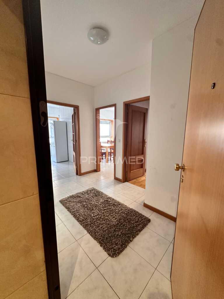 Apartamento t1+1 para arrendamento - vilar de andorinho