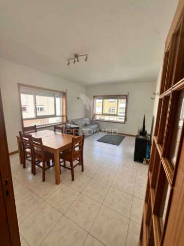Apartamento t1+1 para arrendamento - vilar de andorinho
