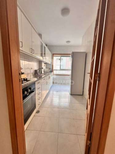 Apartamento t1+1 para arrendamento - vilar de andorinho