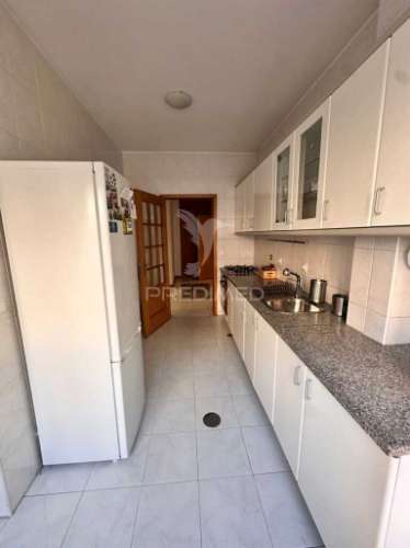 Apartamento t1+1 para arrendamento - vilar de andorinho