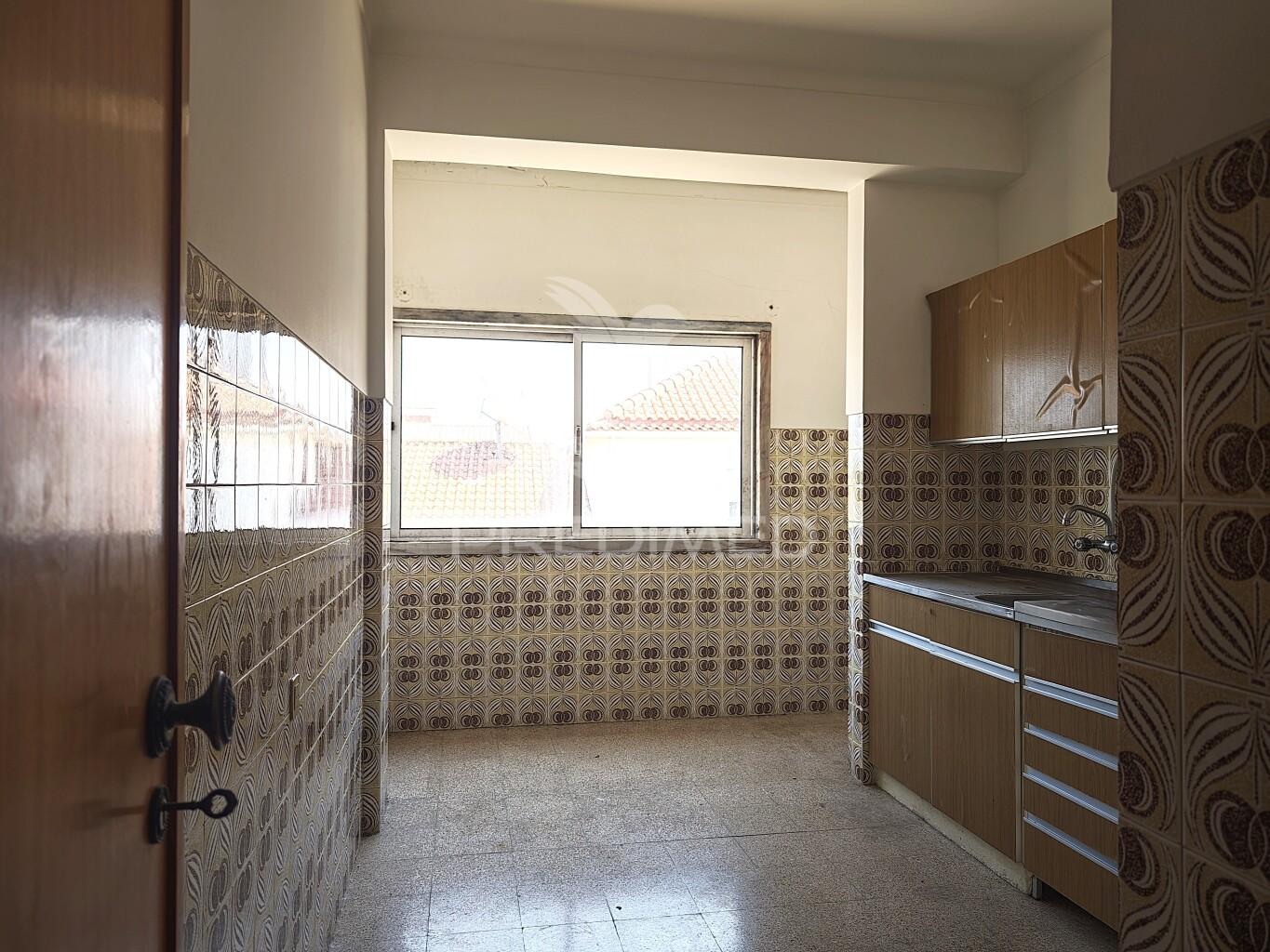 Apartamento t2 a 150m da estação, em algueirão
