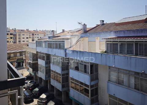 Apartamento t2 a 150m da estação, em algueirão