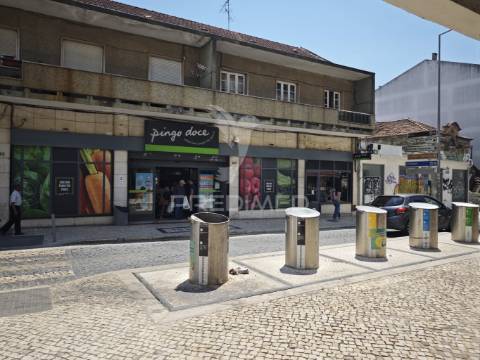 Apartamento t2 a 150m da estação, em algueirão