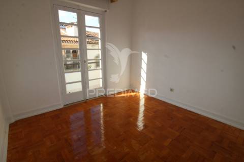 Apartamento t3 centro de tomar