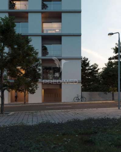 T2 orientação poente  (edifício nasoni porto)