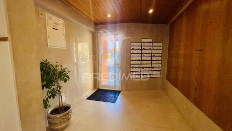 Apartamento t2  para arrendamento - santa marta do pinhal