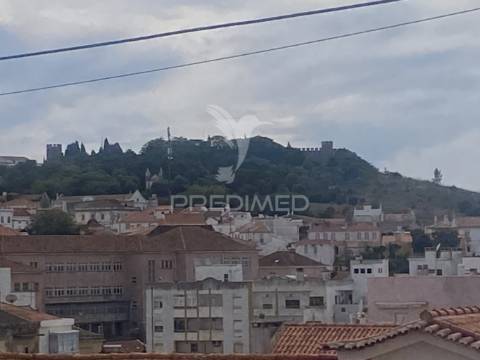 Moradia t3 com terraço em santiago do cacém