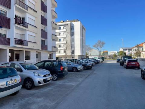 Apartamento t3 amplo no planalto de santarém – localização imbatível!