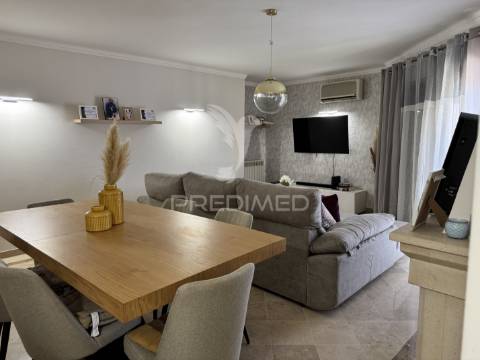 Espaçoso duplex em são domingos, santarém.