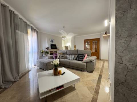 Espaçoso duplex em são domingos, santarém.