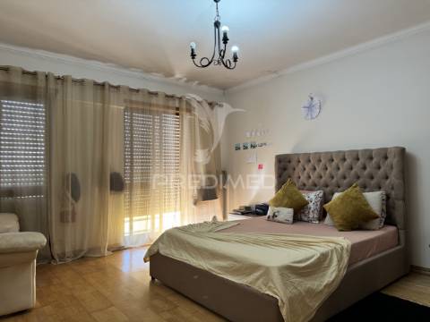 Espaçoso duplex em são domingos, santarém.