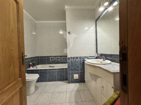 Espaçoso duplex em são domingos, santarém.
