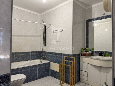 Espaçoso duplex em são domingos, santarém.