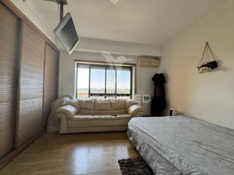 Espaçoso duplex em são domingos, santarém.
