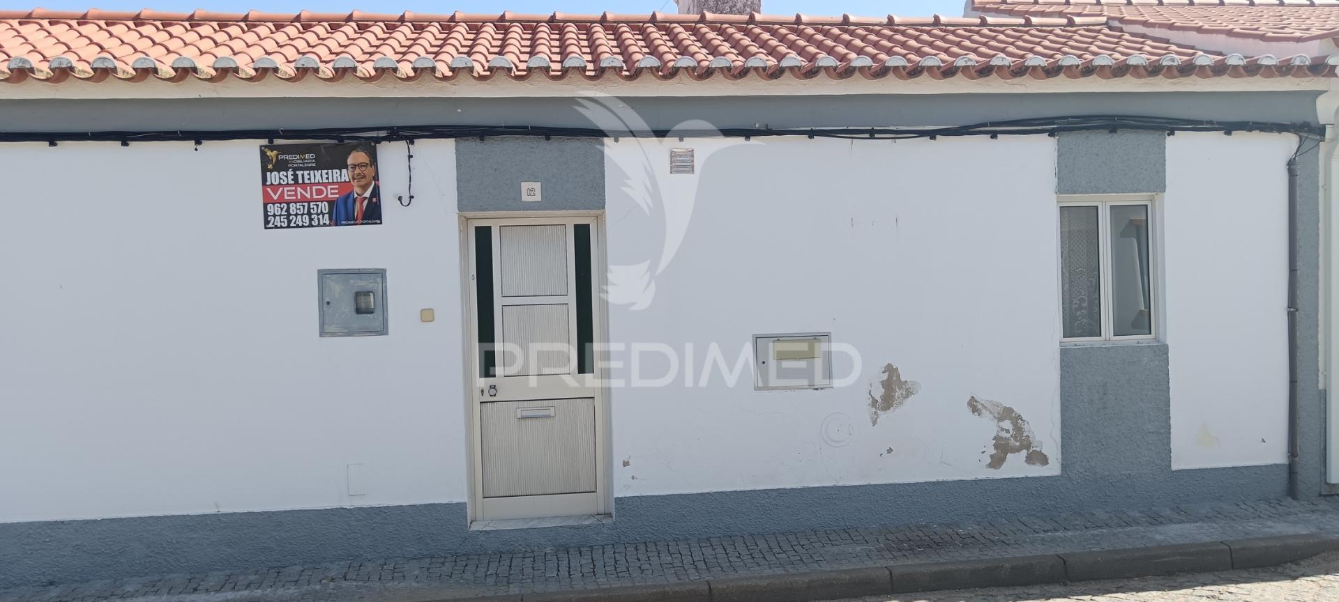 Casa geminada t3