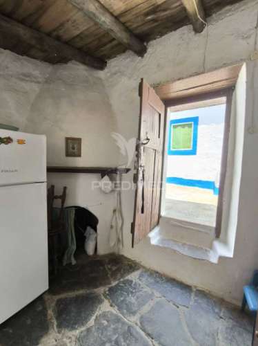 Moradia t1 com quintal na mesquita, baixo alentejo