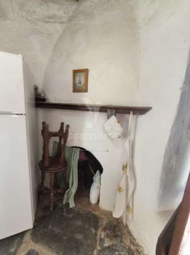 Moradia t1 com quintal na mesquita, baixo alentejo