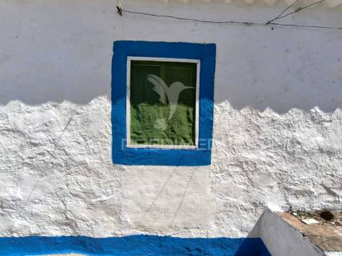 Moradia t1 com quintal na mesquita, baixo alentejo