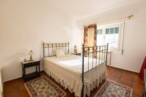 Moradia t6 com jardim em elvas
