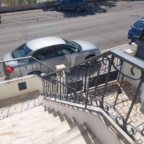 Andar de moradia t3+1 em vale milhaços